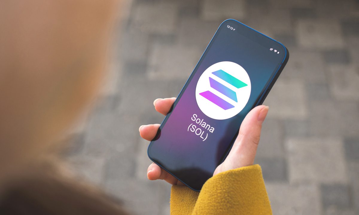 Phantom Wallet Solana USDC payment merchant